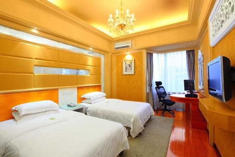Bluesky Hotel Guangzhou Exterior photo