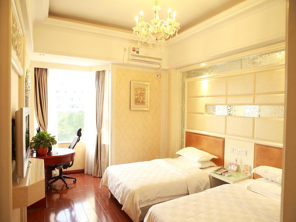 Bluesky Hotel Guangzhou Exterior photo
